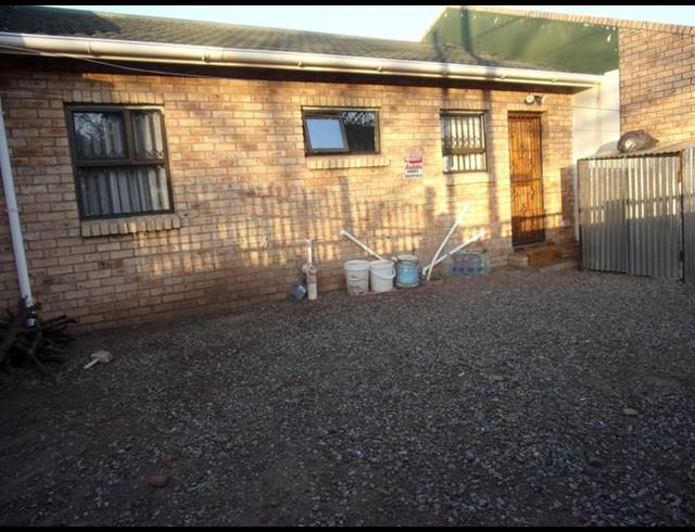 2 BEDROOM TOWNHOUSE FOR SALE IN WESTBOURNE